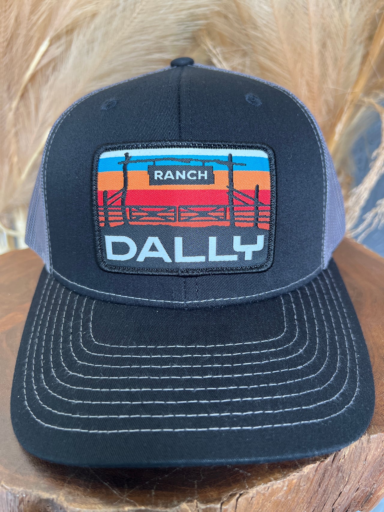 Dally Ranch Sunset Hat- Black/Grey