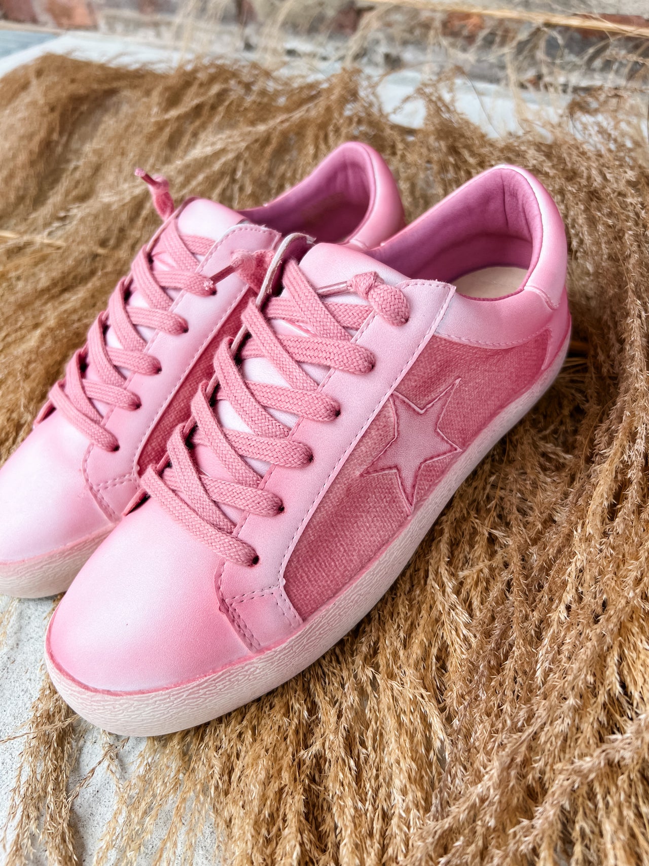 Sandy Sneakers- Pink