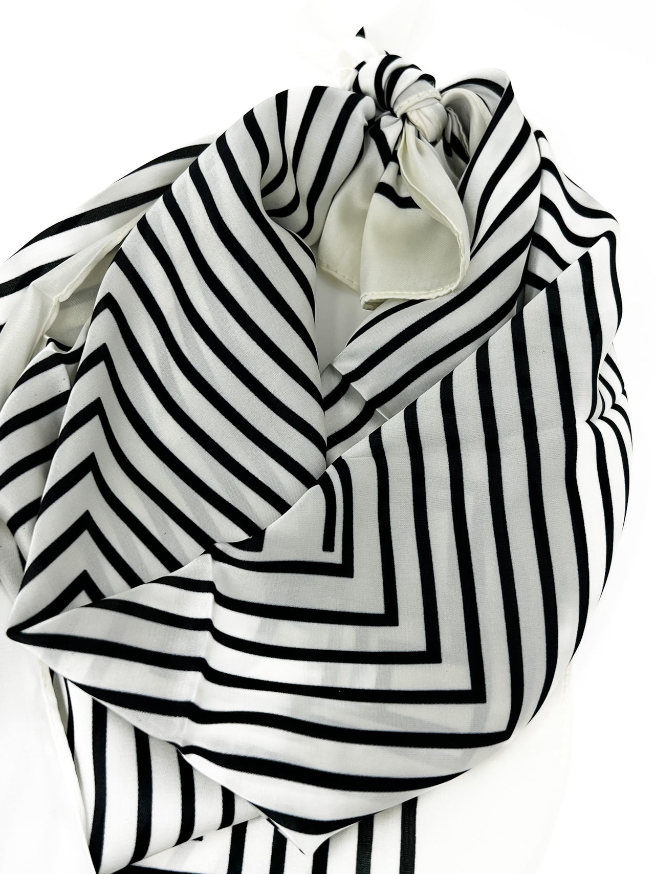 Finley White & Black Lines Scarf
