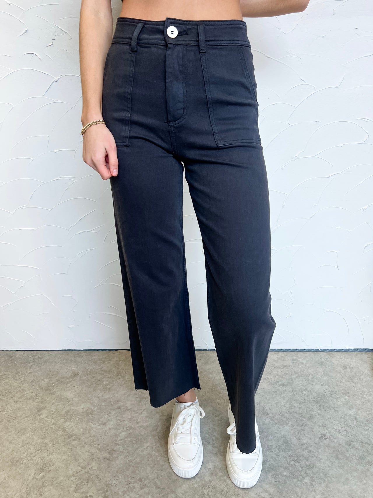 I'm Here For You Wide Leg Pants- Black