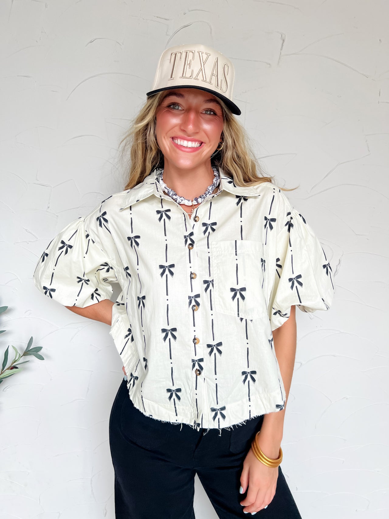Cuter Than You Bow Ribbon Puff Sleeve Top