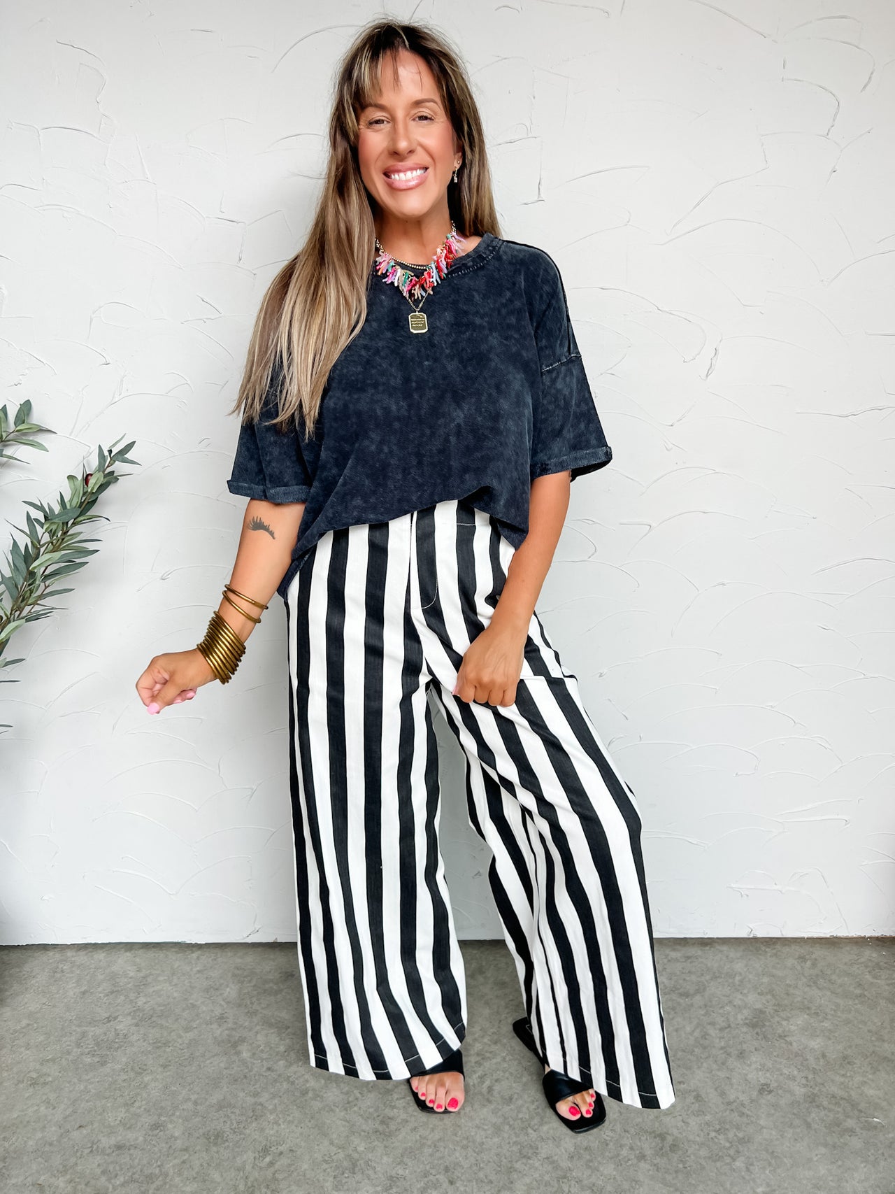 All In Day Black Round Neck Top