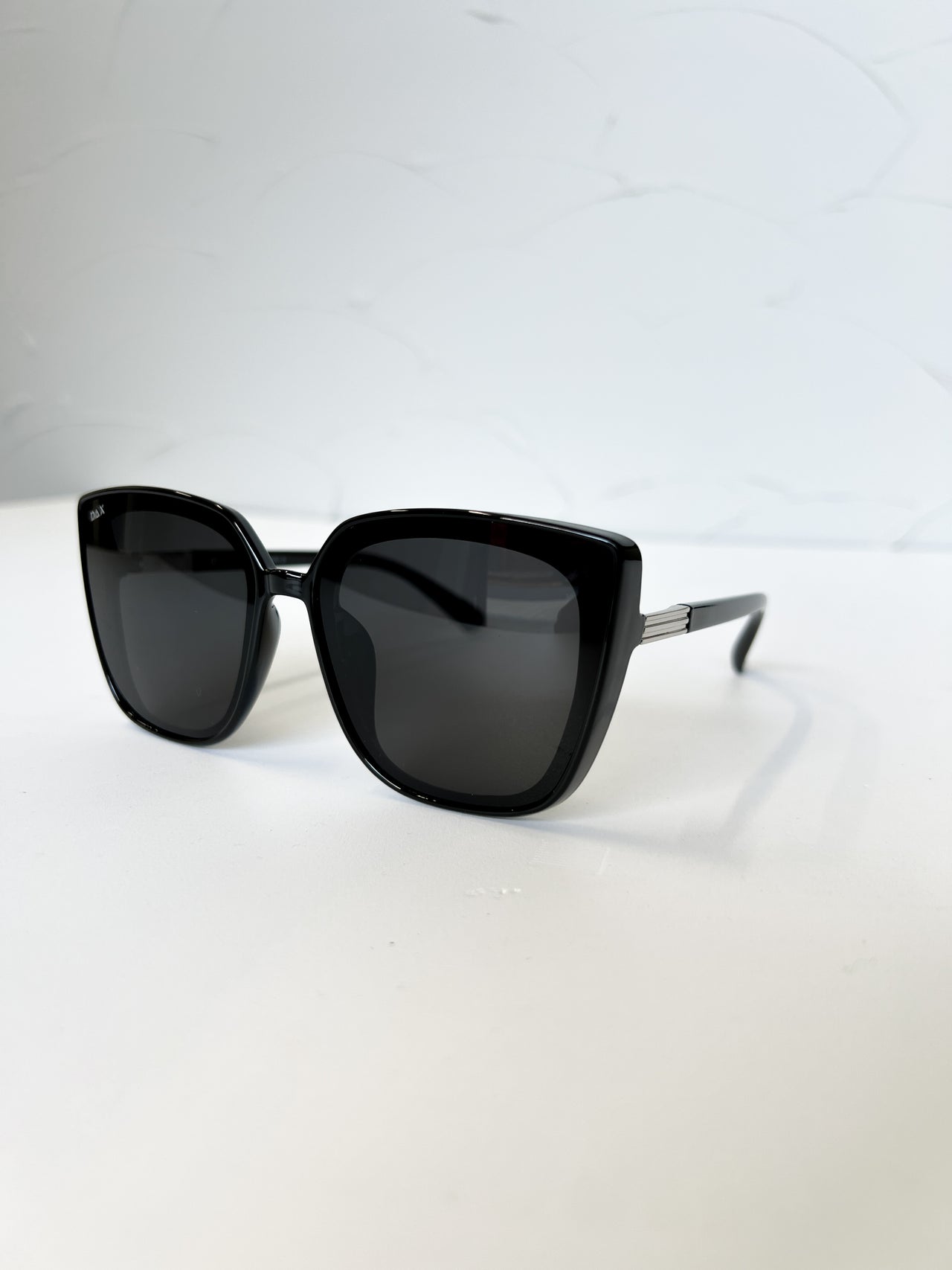 {DAX} LUX Black Sunglasses- Polarized