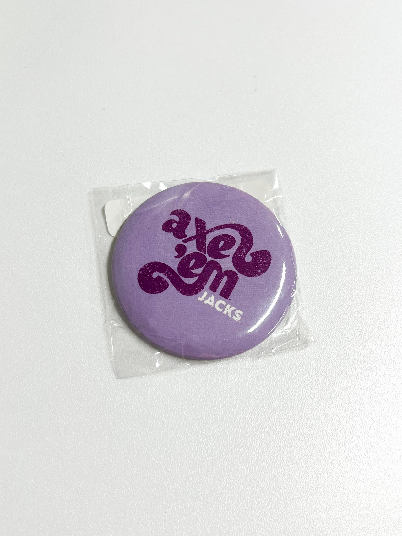 Axe'em Twist Pin