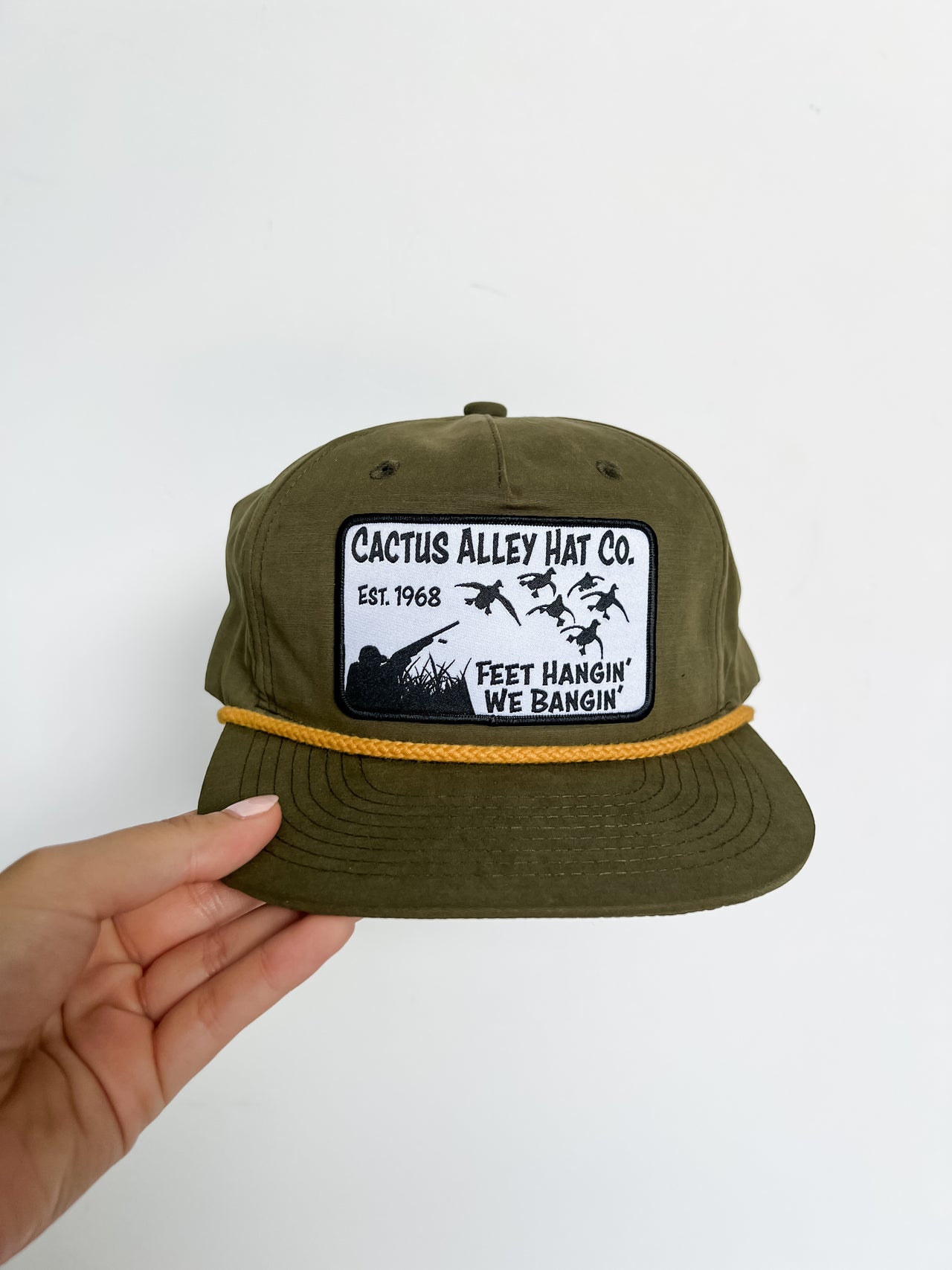 Feet Hangin Hat- Olive/Yellow Rope