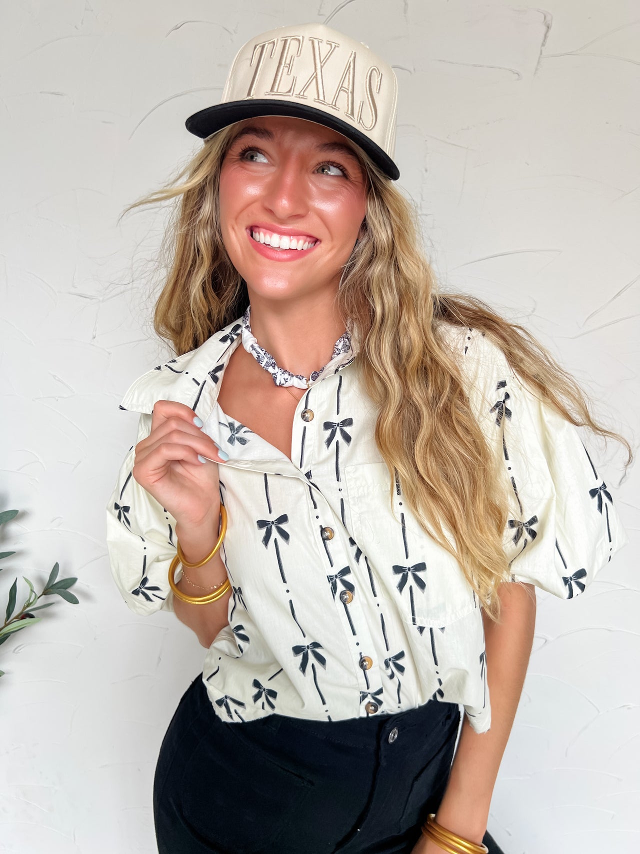 Cuter Than You Bow Ribbon Puff Sleeve Top