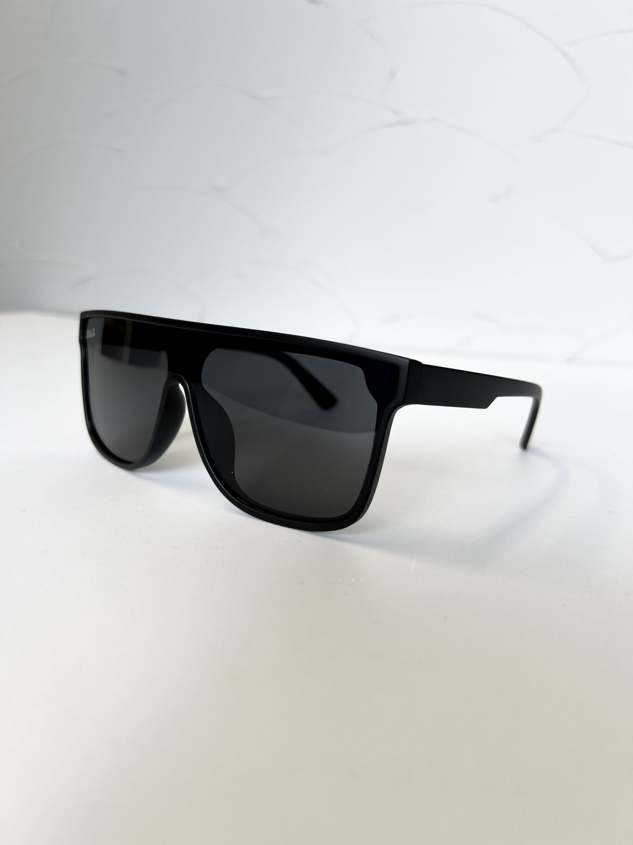 {DAX} Maverick Black Sunglasses