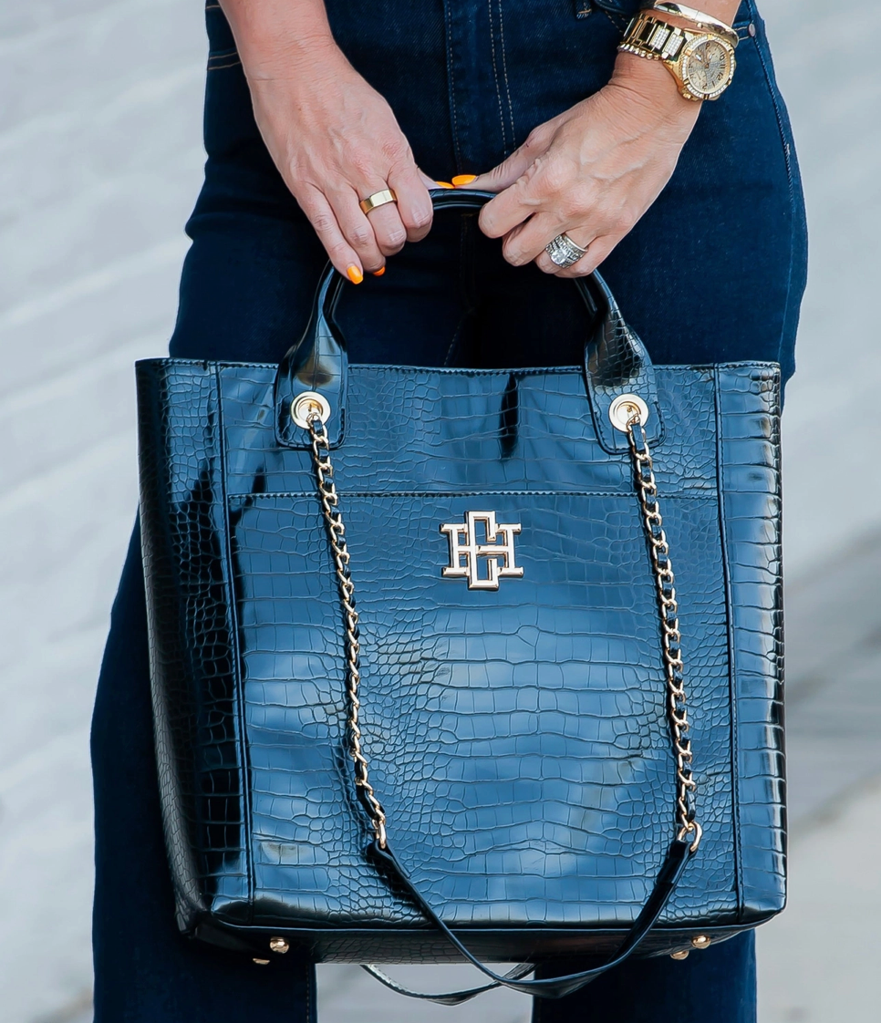 {CH} Kinzley Tote Black EC