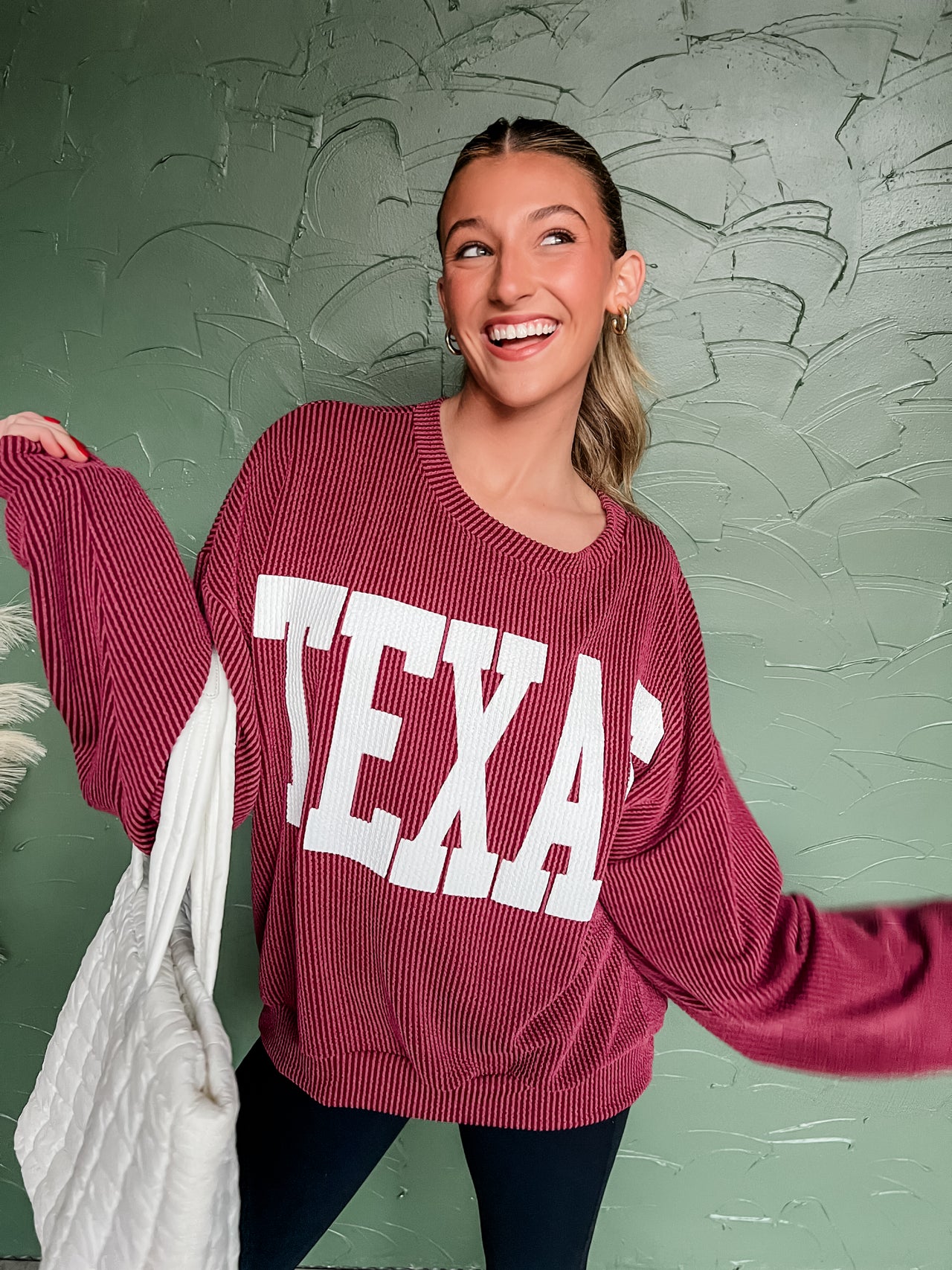 TEXAS Soft Ribbed Graphic Sweatshirt- Wine