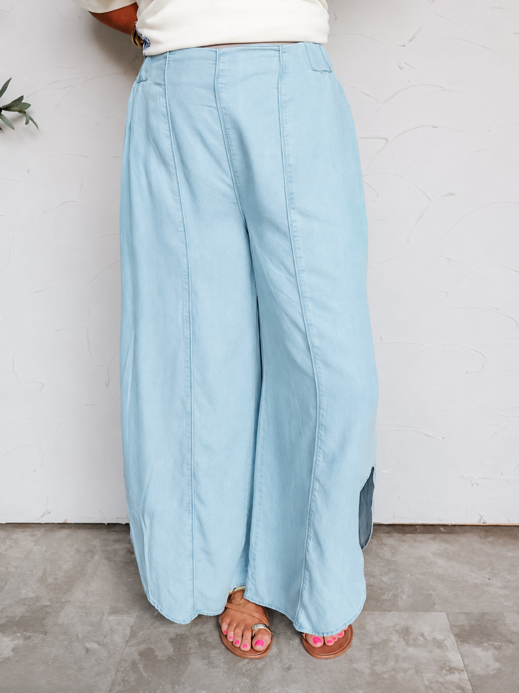 Pocket Of Sunshine Tulip Denim Relaxed Jean