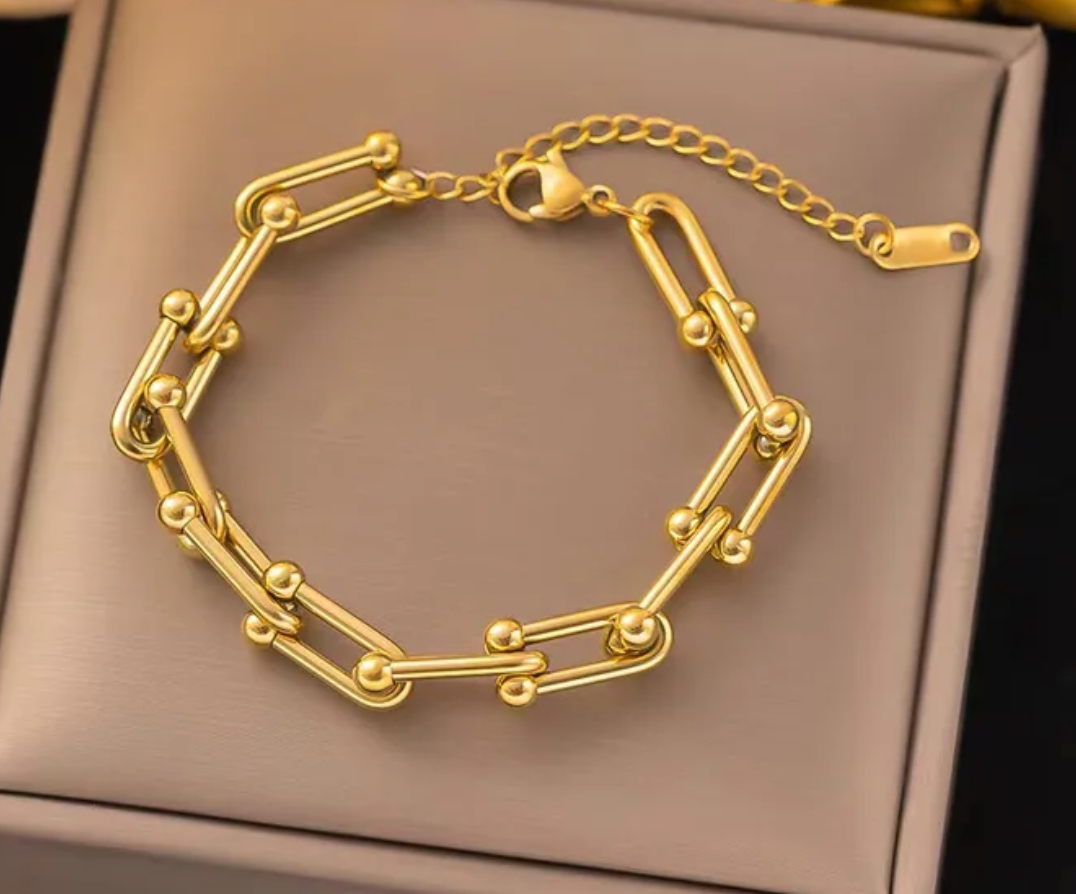 Alissa Gold Chain Link Bracelet