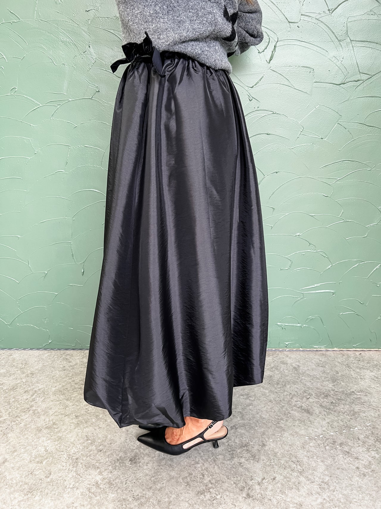 Going Strong Metallic Balloon Skirt- Black