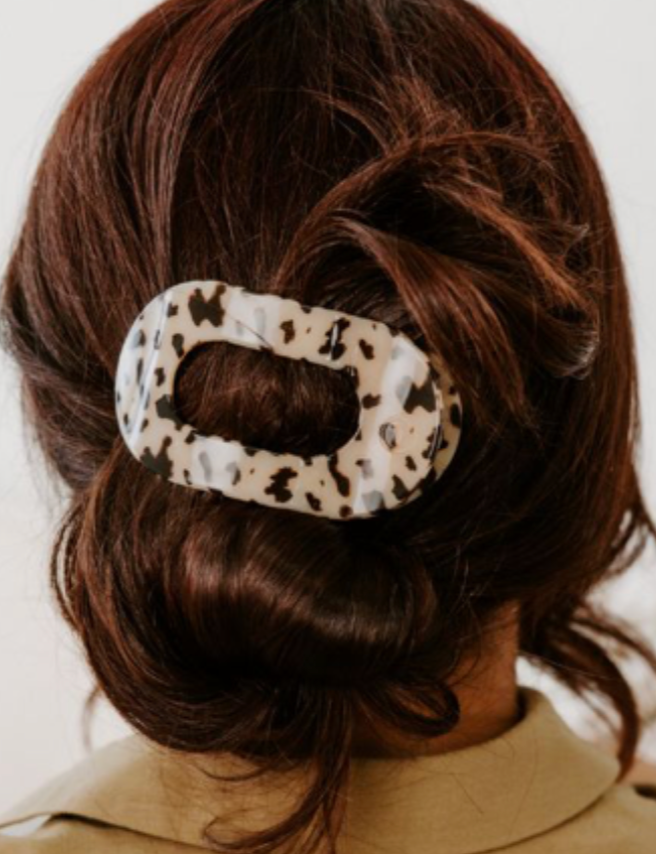 Blonde Tortoise Round Clip- Medium