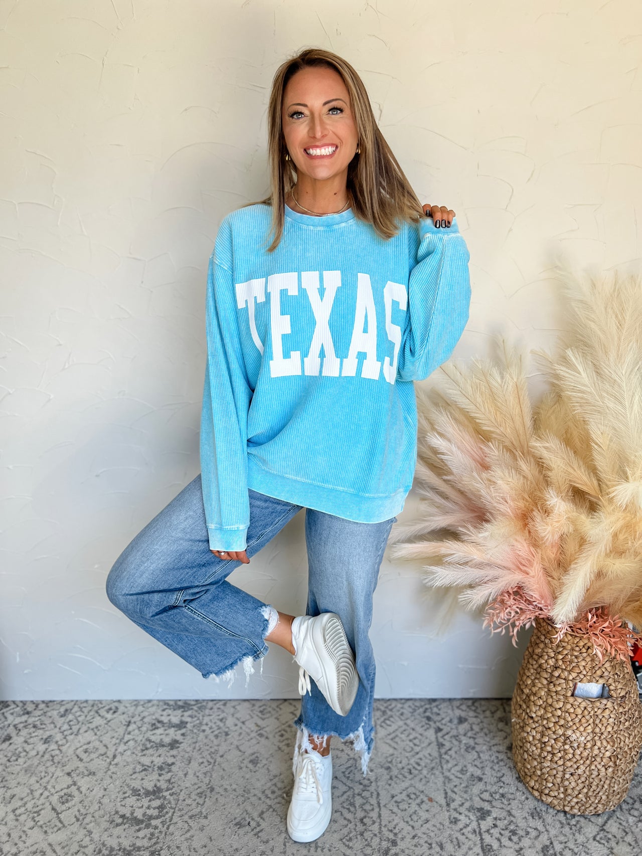 TEXAS Graphic Sweatshirt- Sky Blue