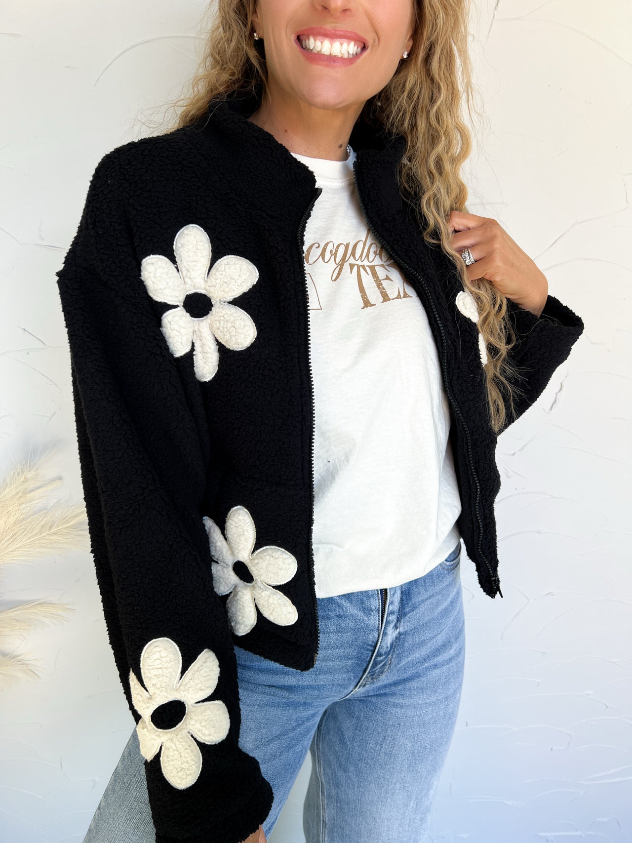 Little Daisy Love Sherpa Jacket- Black