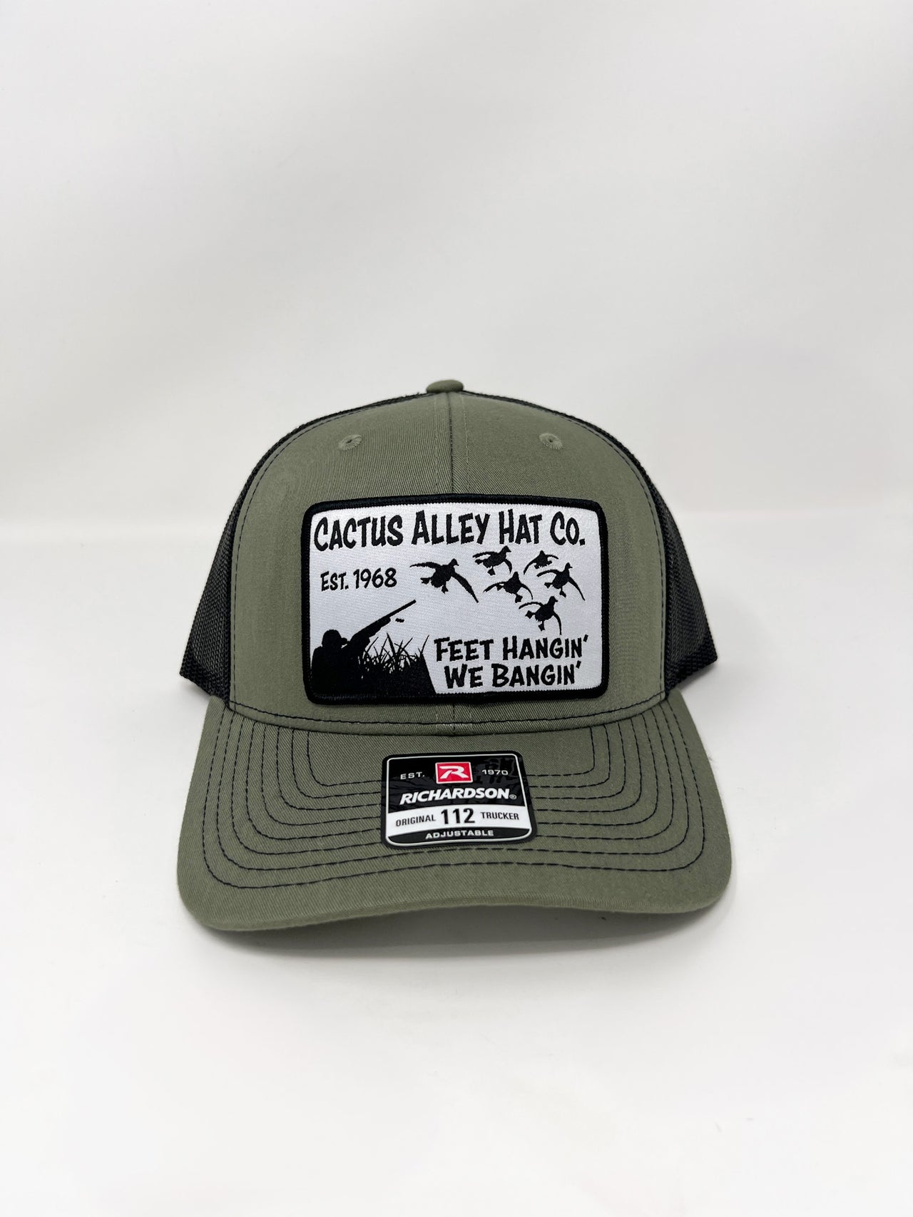 Feet Hangin Hat- Olive/Black