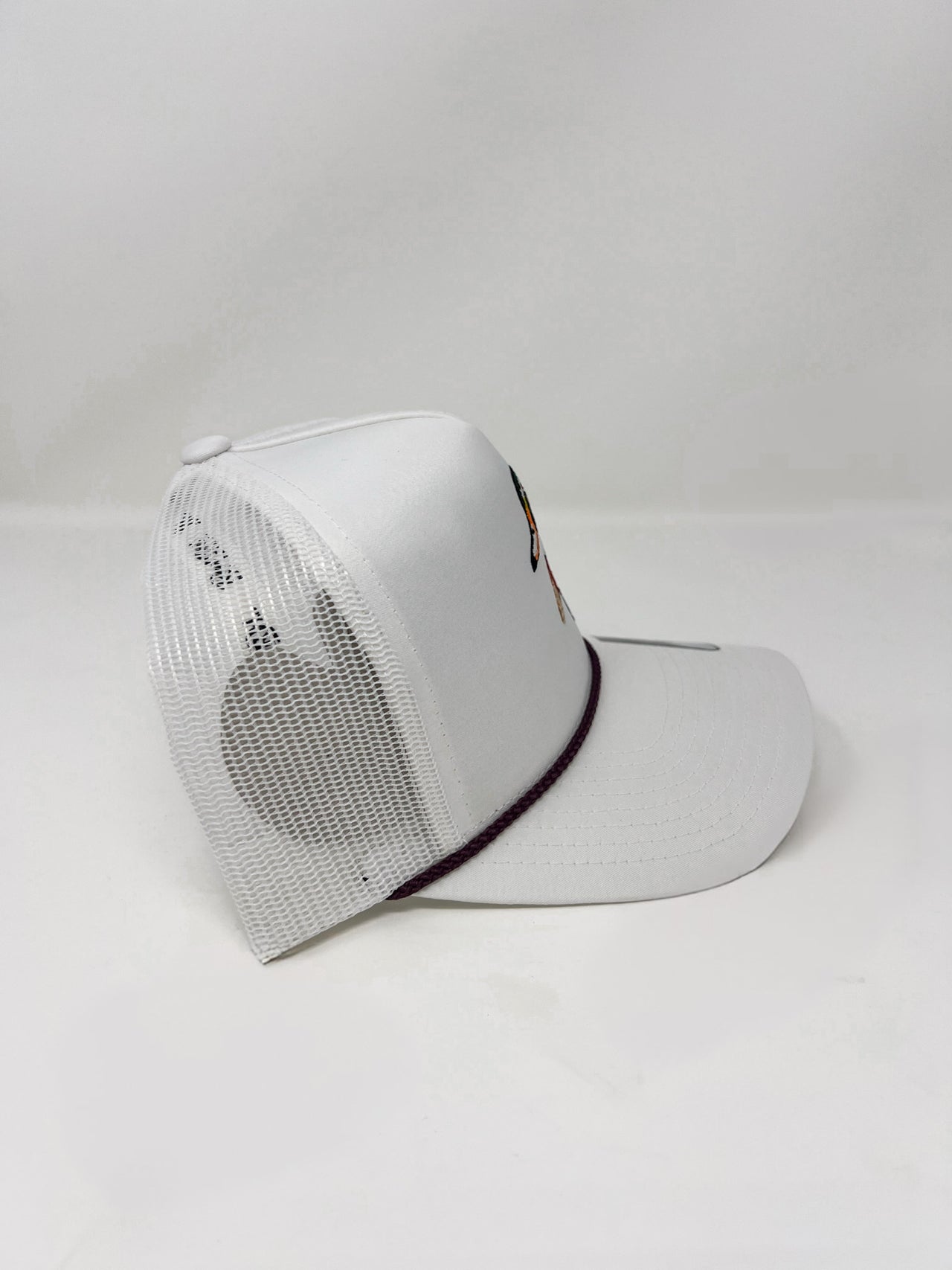 Woody Hat- White/White