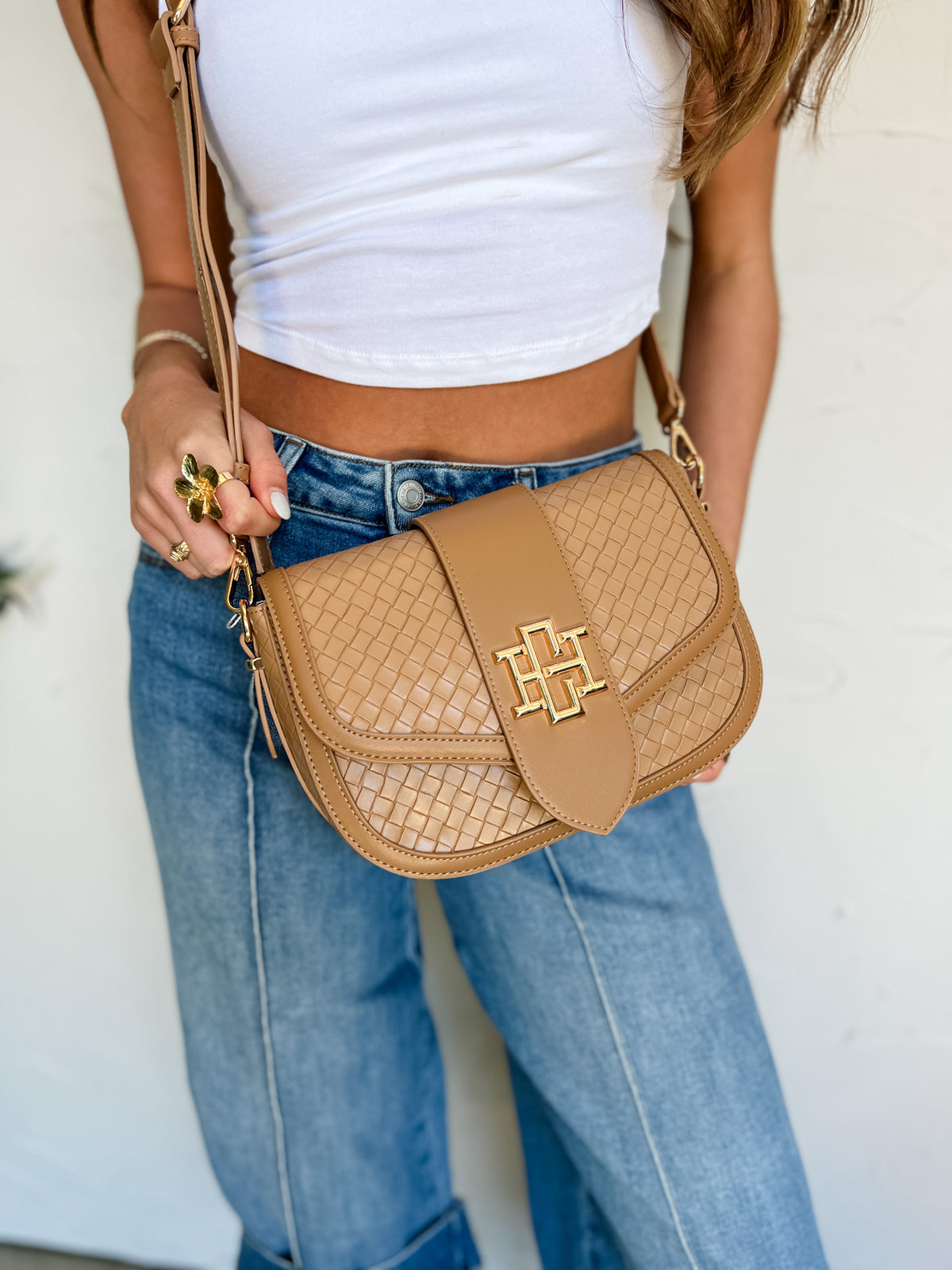 {CH} Griffin Crossbody Bag Woven Tan