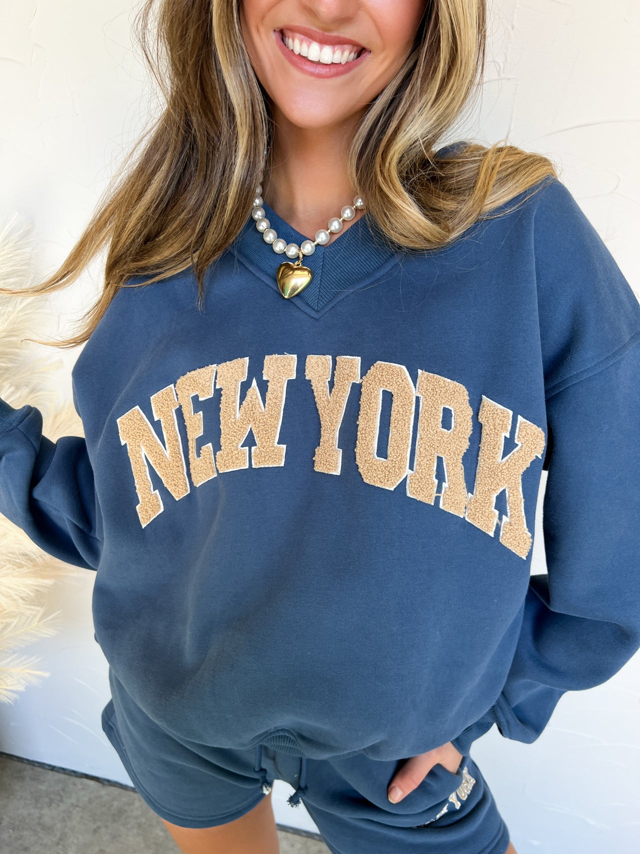 New York Embroidered Set