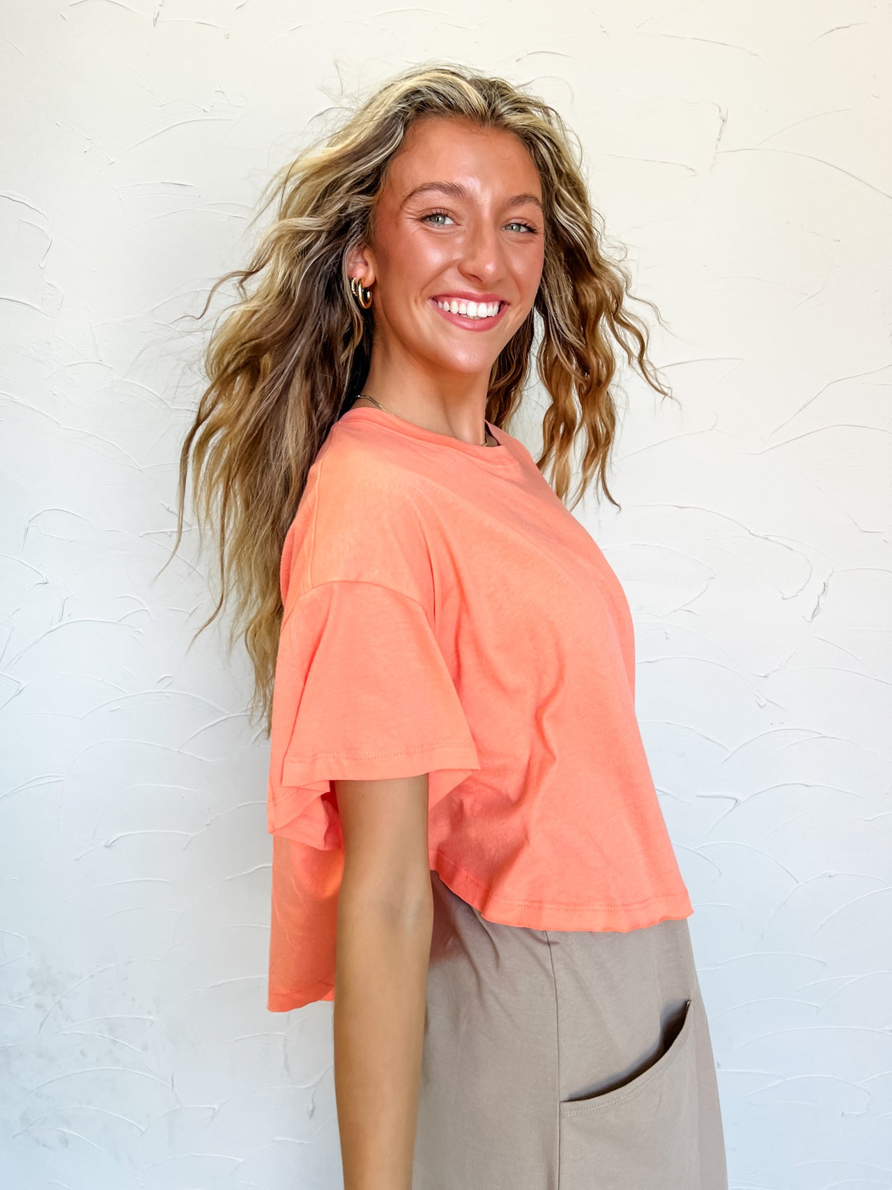 Look Before You Rounded Hem Top- Coral