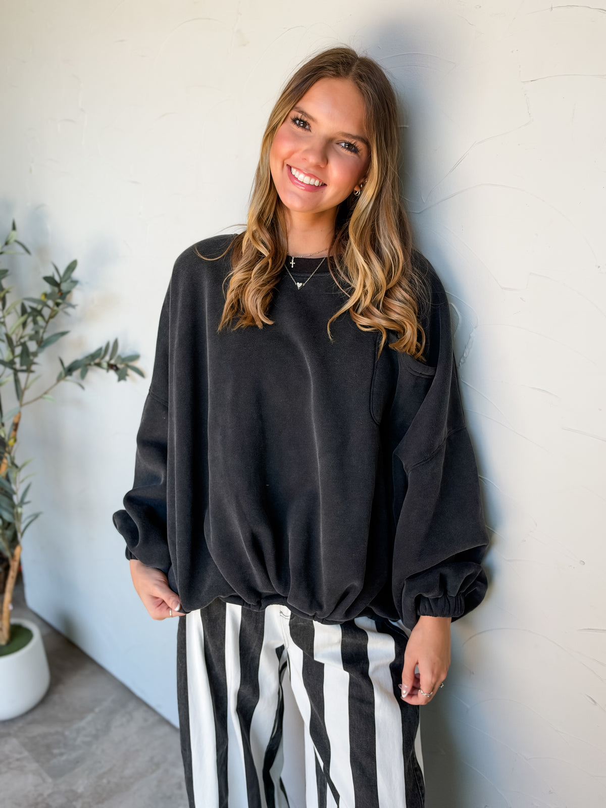 Game Changer Cinch Waist Pullover- Charcoal Black