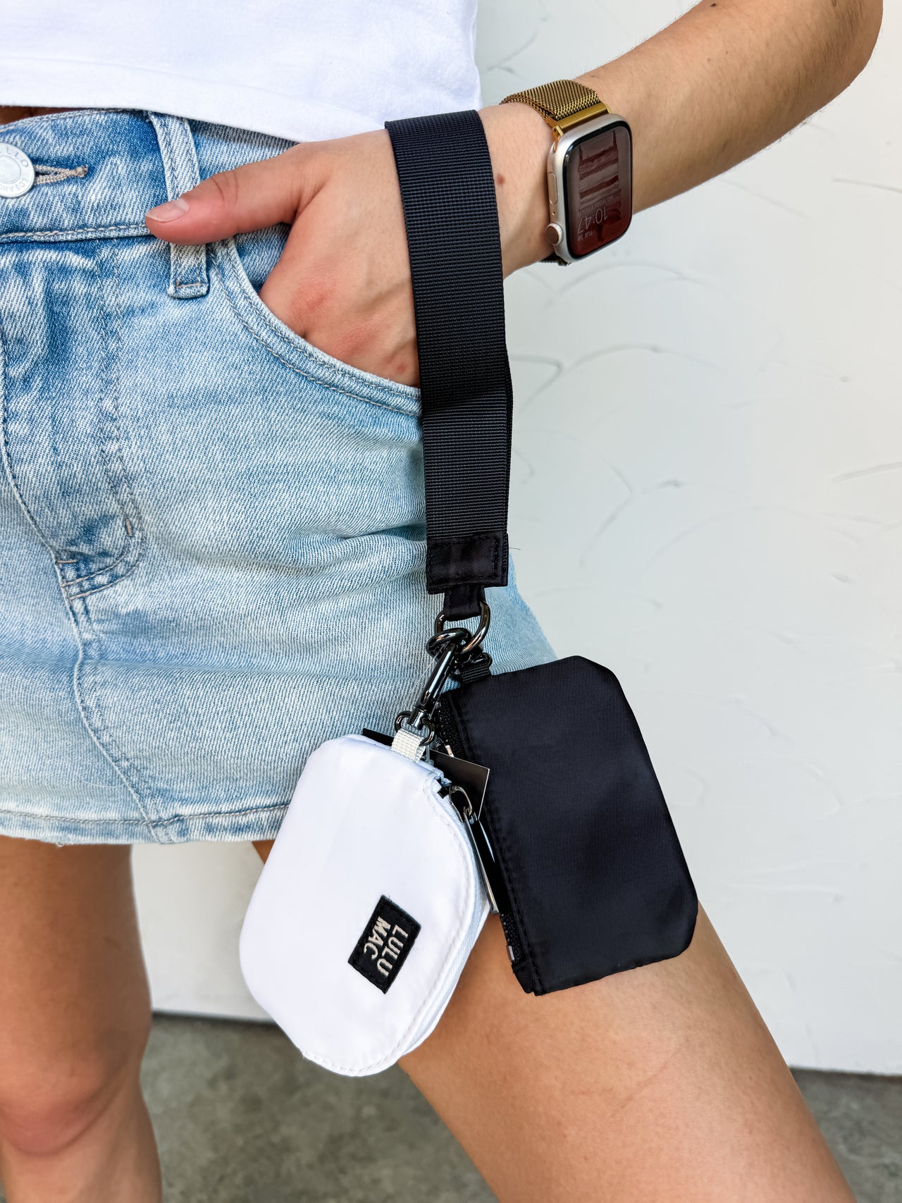Lulu Mac Double Wrist Pouch- Black/White