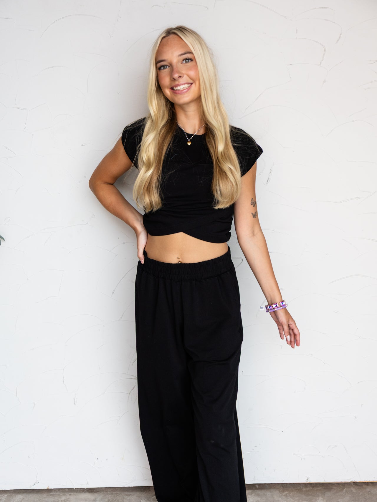 Feeling Sporty Crossover Set- Black