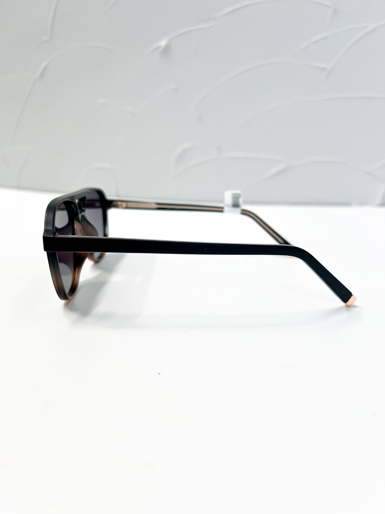 {DAX} Briggs Black Gradient Sunglasses