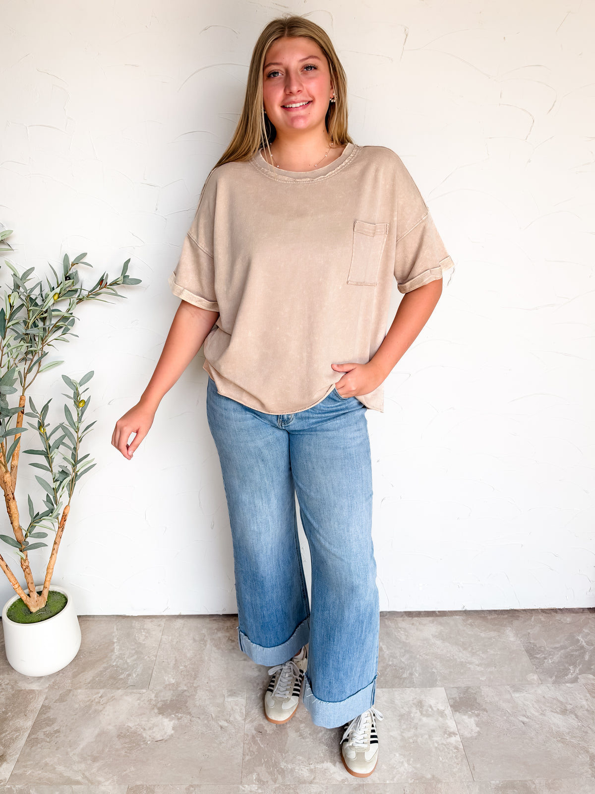 Feels Like Home Acid Washed Top - Ash Mocha