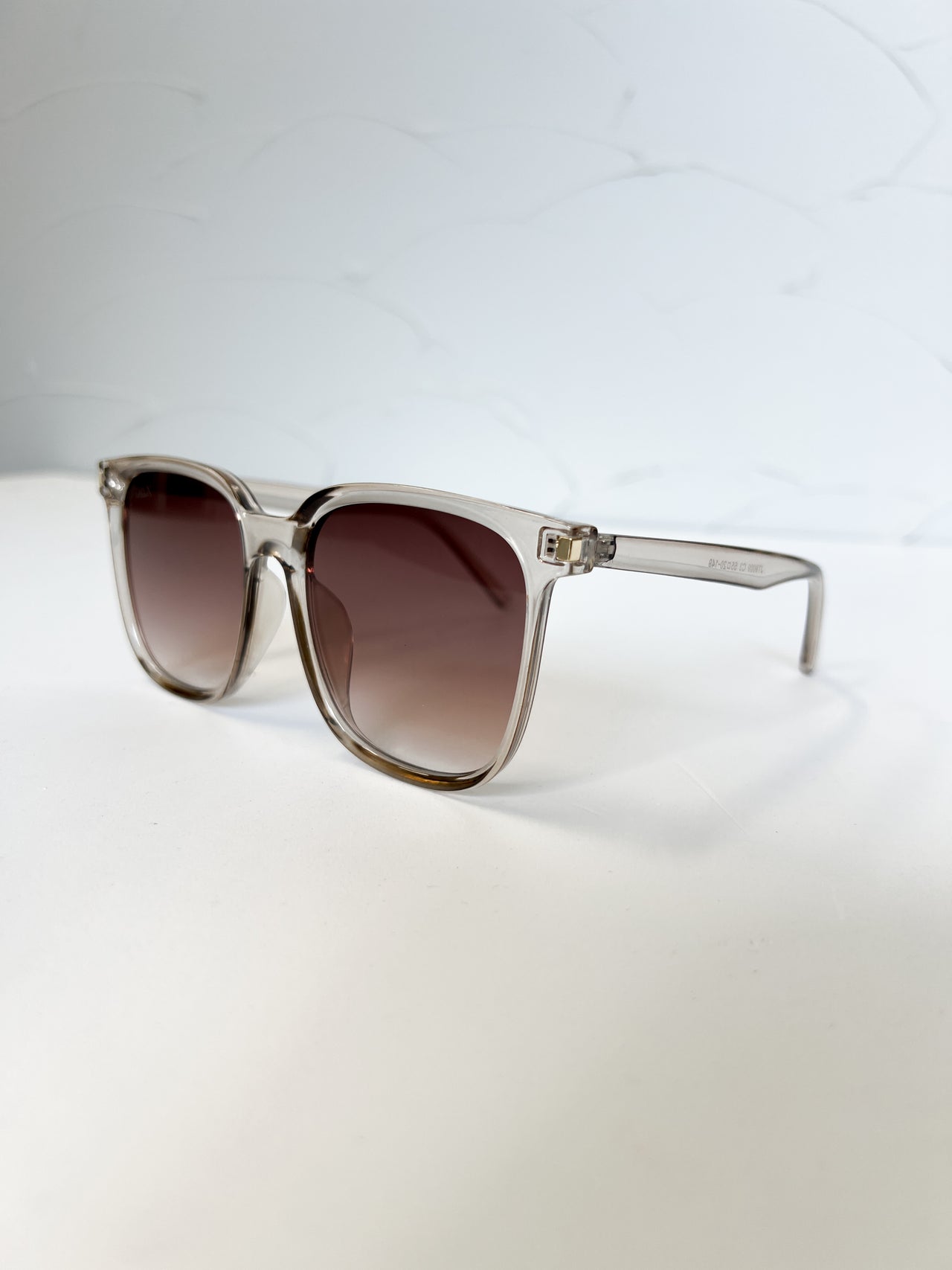 {DAX} Ella Brown Sunglasses