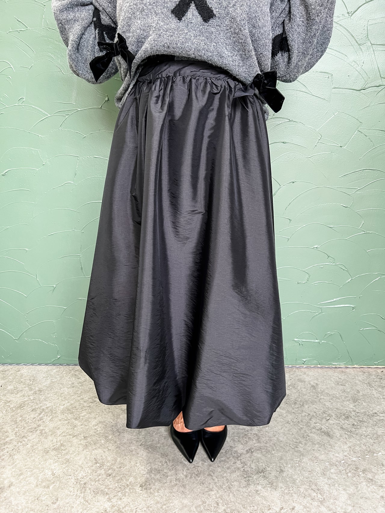 Going Strong Metallic Balloon Skirt- Black