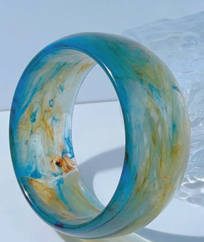 Vikki Blue Bangle