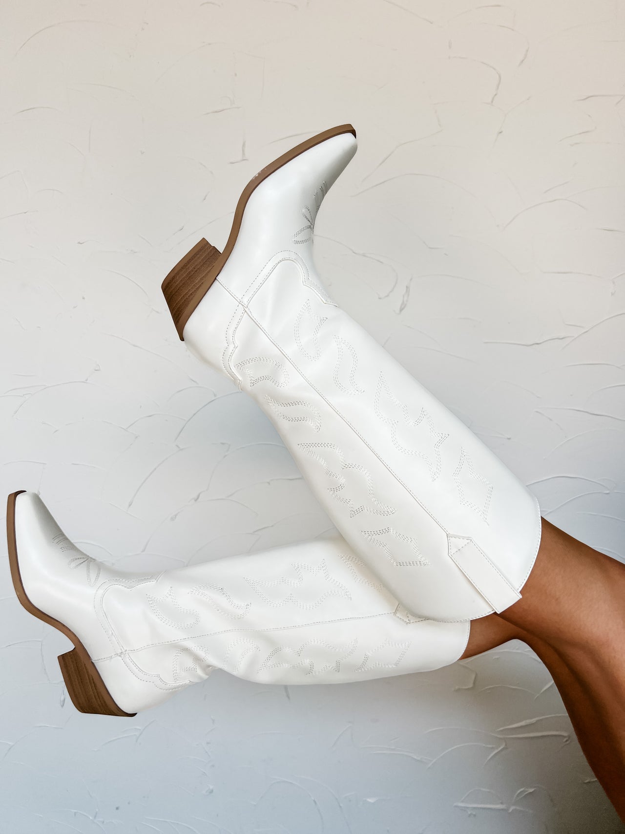 Zahara White Western Boot
