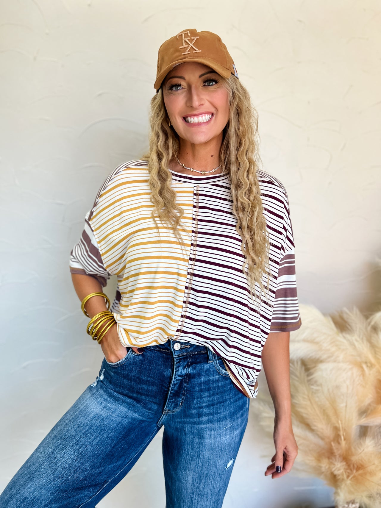 My Center Of Gravity Contrast Stripe Top- Mocha