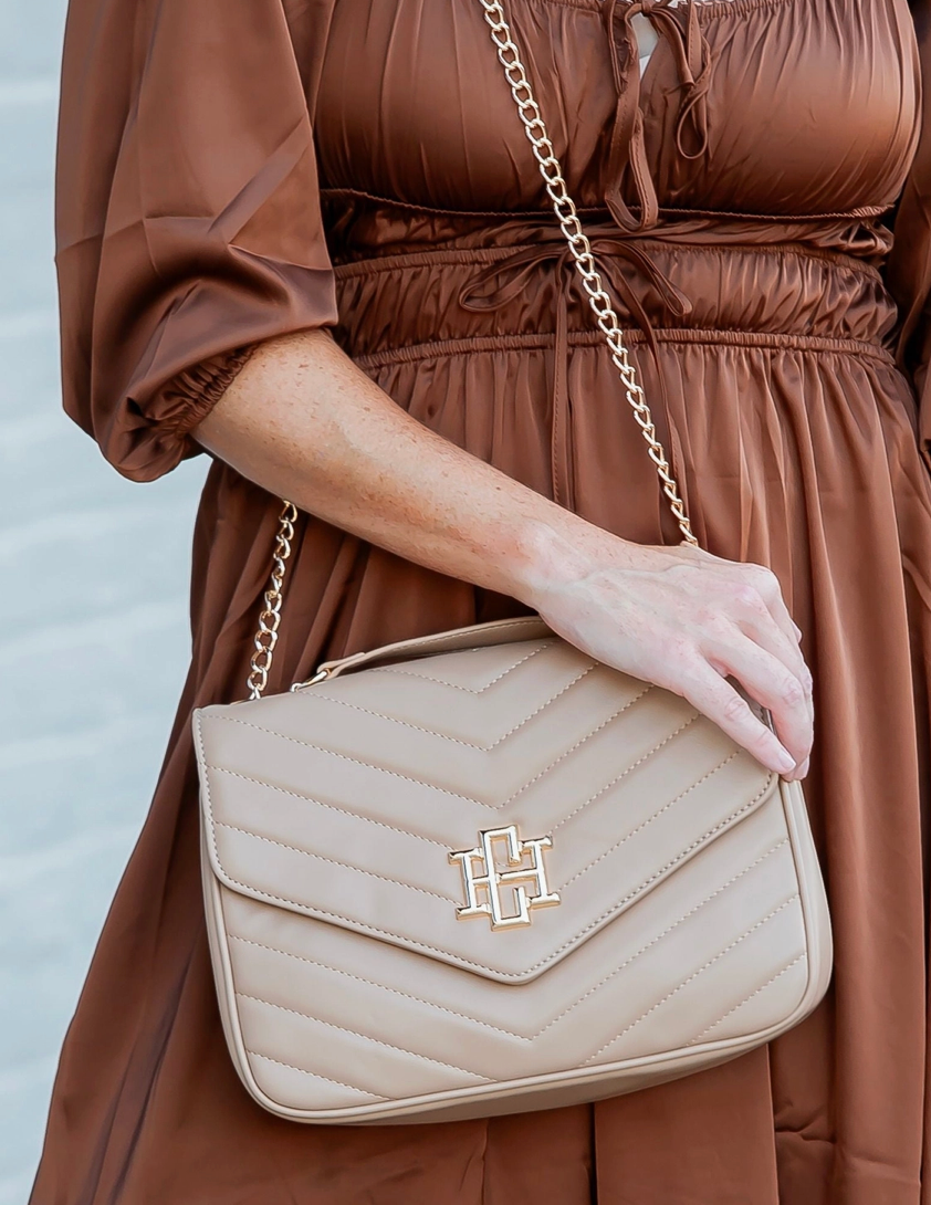 {CH} Mia Crossbody Bag Latte VQ