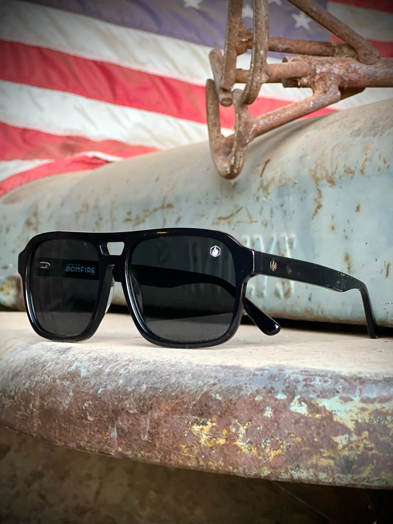 Rattler- Black